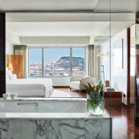 The Penthouse, 2 Bedrooms, Suite, Skyline view, High floor