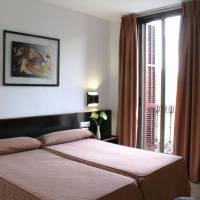 Double Room with Balcony and views to Montjüic