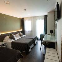 Triple Room with View