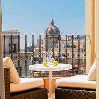 Suite (2 Adults + 1 Child)