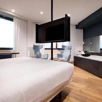 Suite with Hot Tub