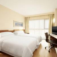 Classic Room with 2 Twin Beds