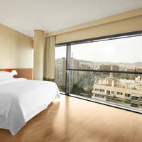 Corner King Room