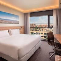 Premium King Room with City View
