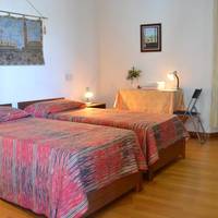 Deluxe Double or Twin Room with Sea View and Shared Bathroom