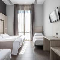 Quadruple Room with Terrace
