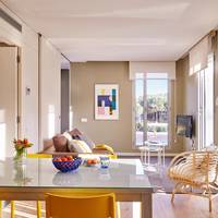 Business Superior - Upper Floors
