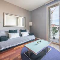 Apartment with Balcony - Ronda Sant Pere 3