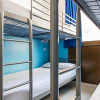 Private Dormitory Room (6 People)