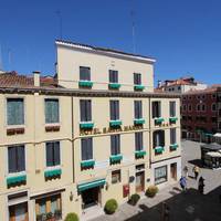 Santa Marina Two-Bedroom Apartment - Castello 5920