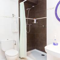 Single Room with Shared Bathroom