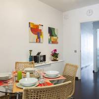 One-Bedroom Apartment (4 Adults) - Doctor Trueta 228 street