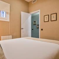 Three-Bedroom Apartment with Balcony