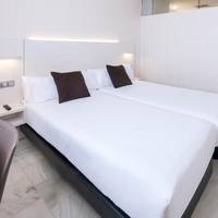 Double or Twin Room Single Use