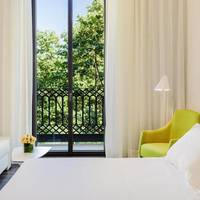 Double Room with View