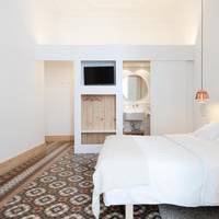 Deluxe Double Room with Extra Bed