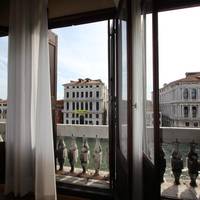 Ca' D'Oro - Two-Bedroom Apartment