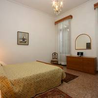 Malibran - Three-Bedroom Apartment