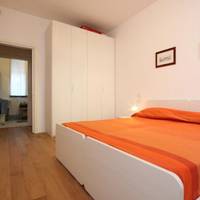 Mazzoni - One-Bedroom Apartment
