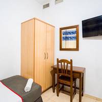 Double or Twin Room with Shared Bathroom