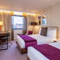 Double Room with Two Double Beds - Smoking