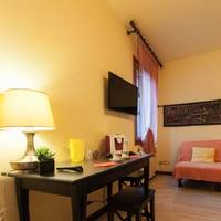Deluxe Double Room with Private External Bathroom
