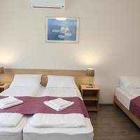 Triple Room with City View
