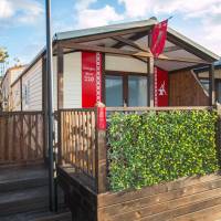 One-Bedroom Bungalow (2 Adults)
