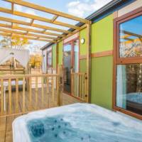 Premium Bungalow (2 Adults)