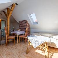 Studio - Split Level