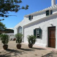 Two-Bedroom House (6 Adults)