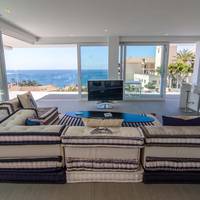 Liberty Loft 1 bedroom Loft  with Hot Tub and sea view