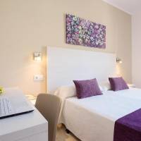 Double Room with Balcony and Sea View