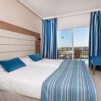 Double Room (2 Adults)