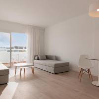 One-Bedroom Apartment (2 Adults)