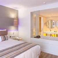 Romantic Double Room