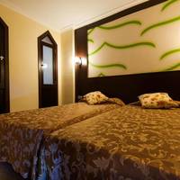 Double Room with Lounge (4 adults)