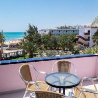 Standard  Double Room (2 Adults + 1 Child)