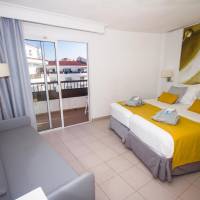 Superior Double Room with Balcony (2 Adults + 1 Child)