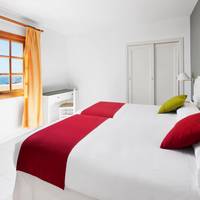 Two-Bedroom Apartment (5 Adults)