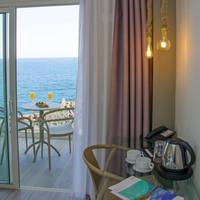 Double or Twin Room with Sea View