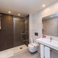 Superior One-Bedroom Apartment with Sea View