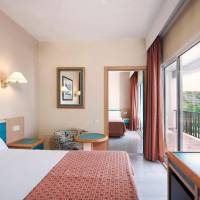 Family Room with View (2 Adults + 2 Children)
