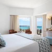 Double or Twin Room with Partial Sea View