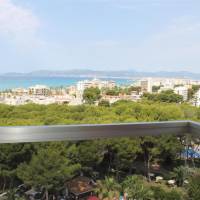 Double or Twin Room with Sea View
