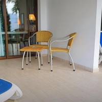 Family Room (2 Adults + 2 Children)