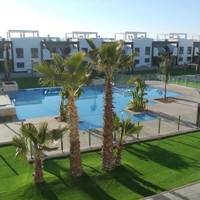 Apartment with Pool View 