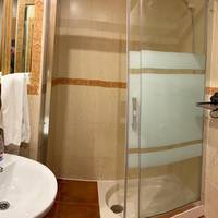 Two-Bedroom Apartment (6 Adults)