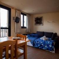 Studio (3 Adults)