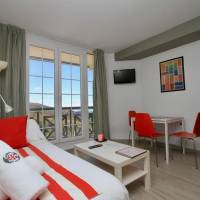 Studio (2 Adults)